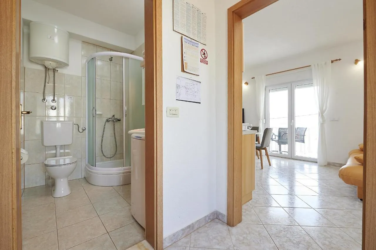 Apartments By The Sea Okrug Gornji, Ciovo - 20055 Trogir Croatia